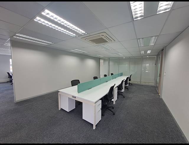 383M² OFFICE TO LET IN HYDE PARK